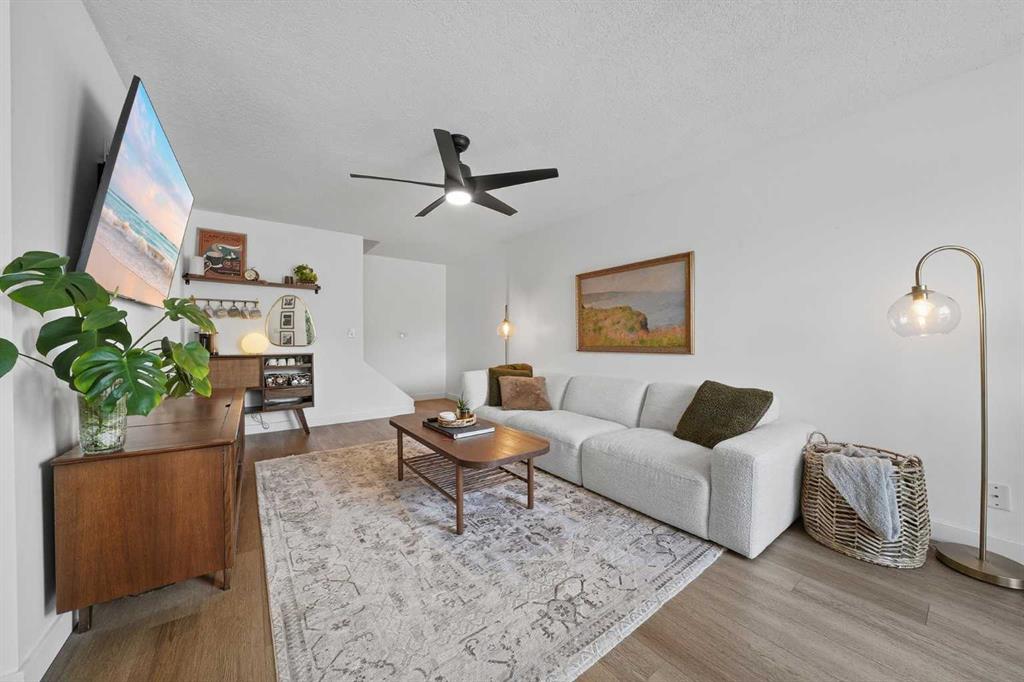 Picture for 104, 15403 Deer Run Drive SE