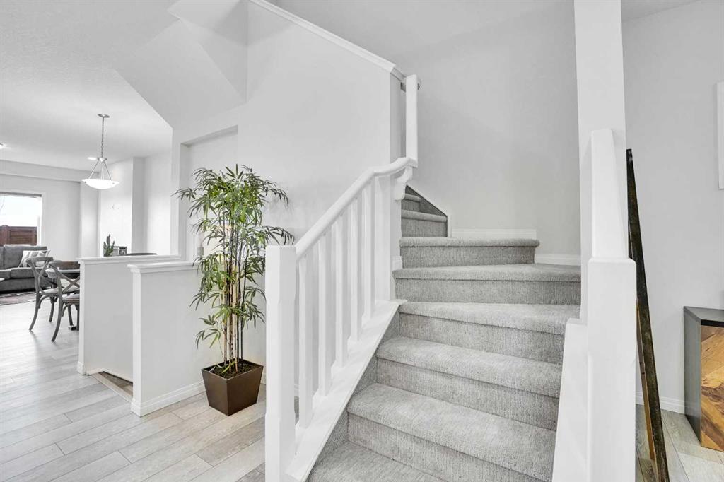 Picture for 155 Savanna Way NE