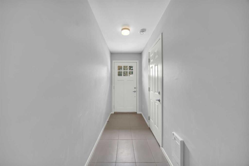 Picture for 455 Ascot Circle SW