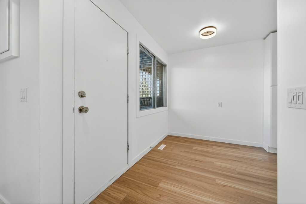 Picture for 17, 1055 72 Avenue NW