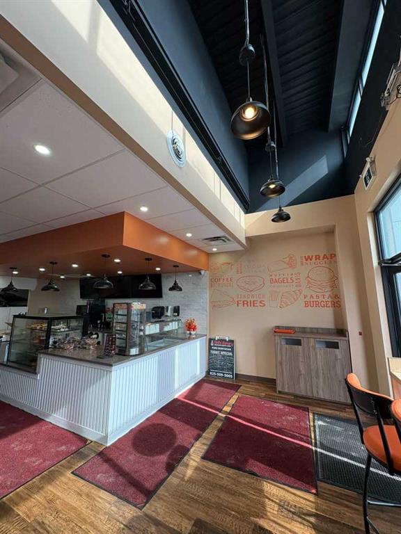 Picture for 30 Savanna Cres Crescent NE