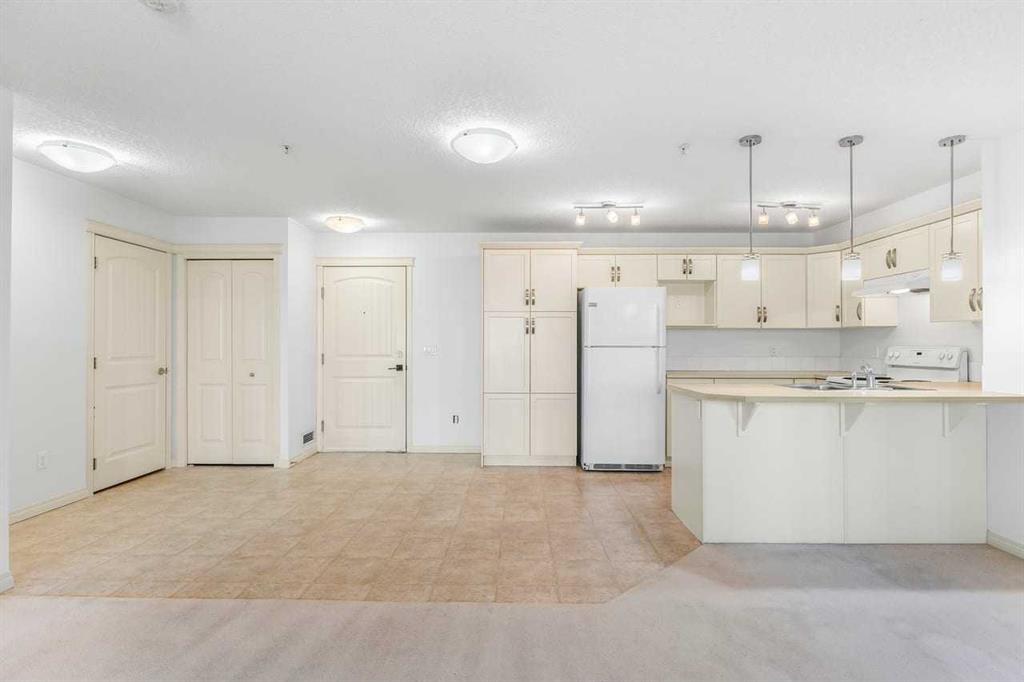 Picture for 2303, 175 Panatella Hill NW