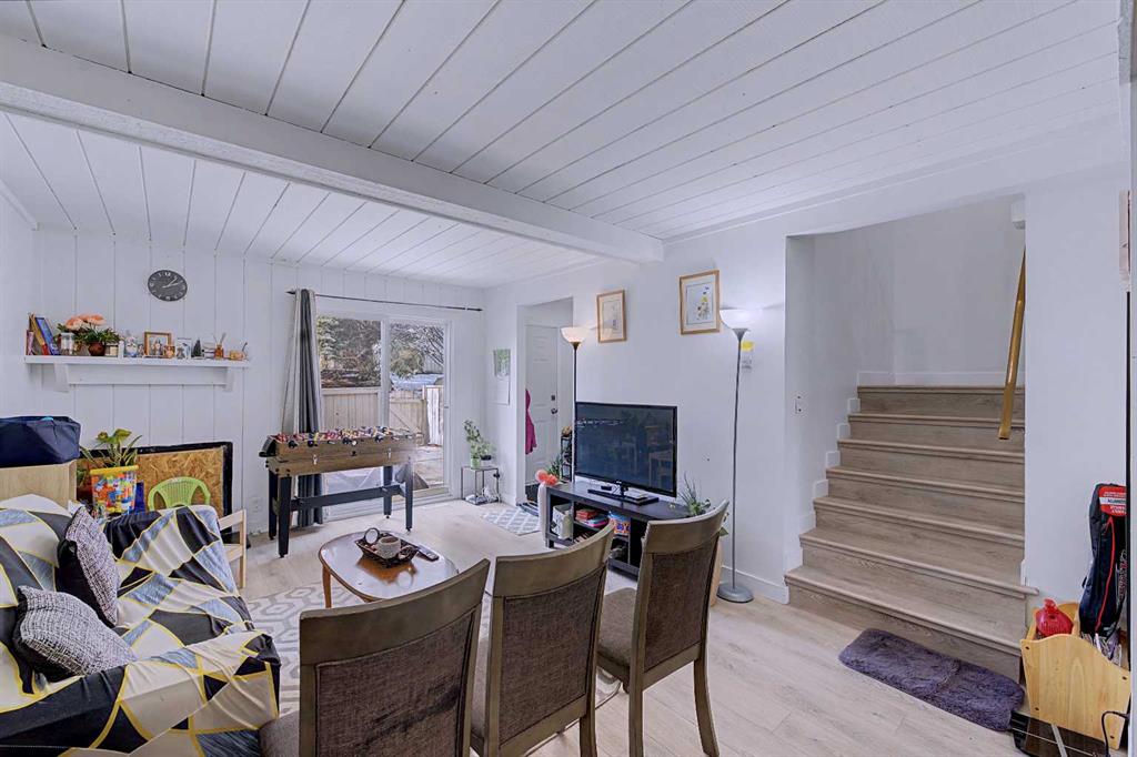 Picture for 317, 5404 10 Avenue SE