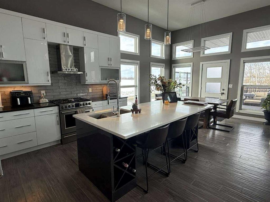 Picture for 10522 101 Avenue 