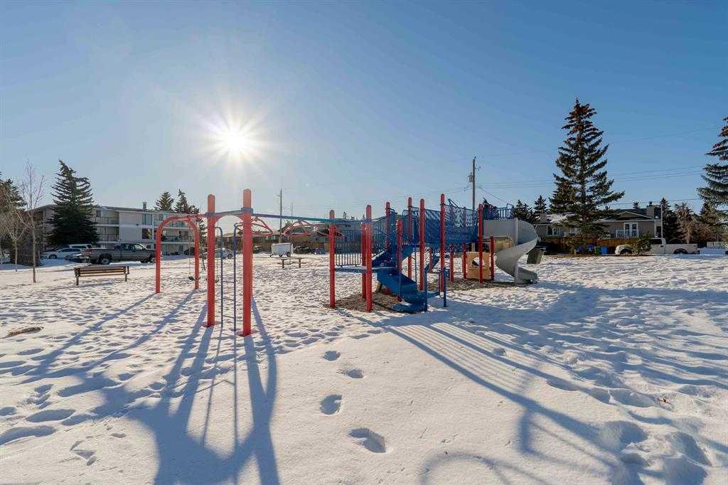 Picture for 18, 4515 7 Avenue SE