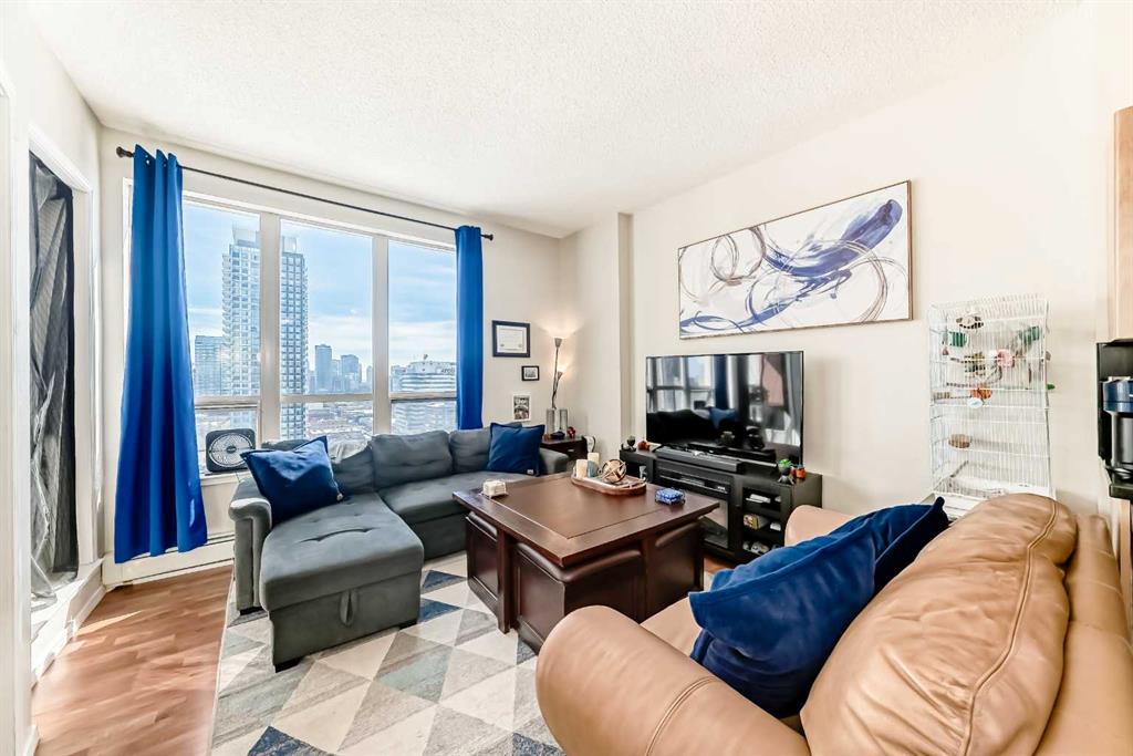 Picture for 1804, 1053 10 Street SW