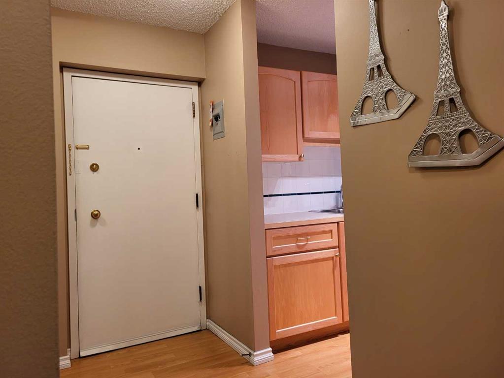 Picture for 135, 820 89 Avenue SW