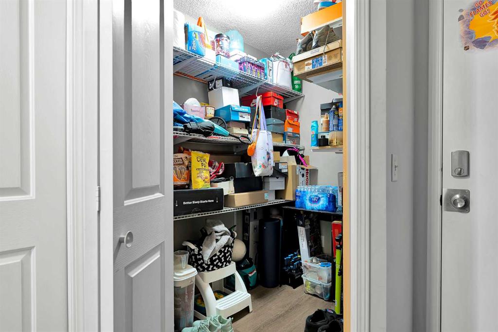 Picture for 402, 5500 Somervale Court SW