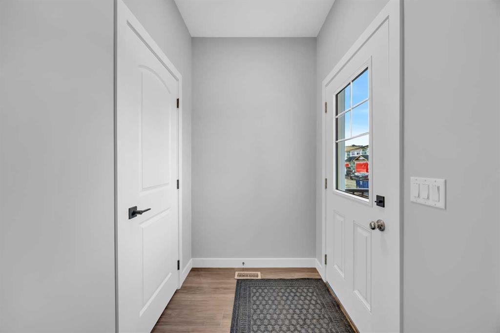 Picture for 17 Hotchkiss Garden SE