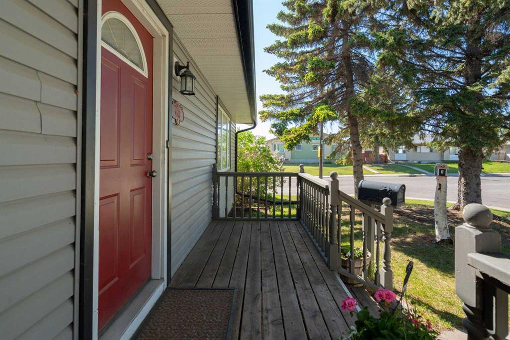 Picture for 4609 Marcombe Way NE