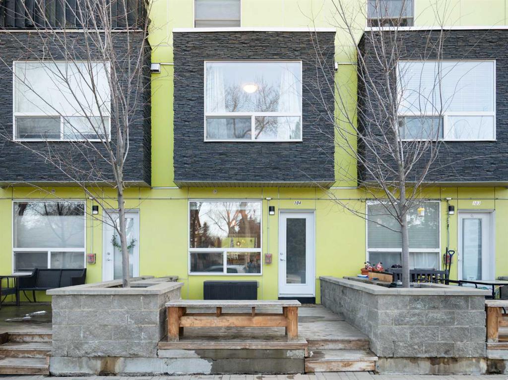 Picture for 104, 1740 9 Street NW