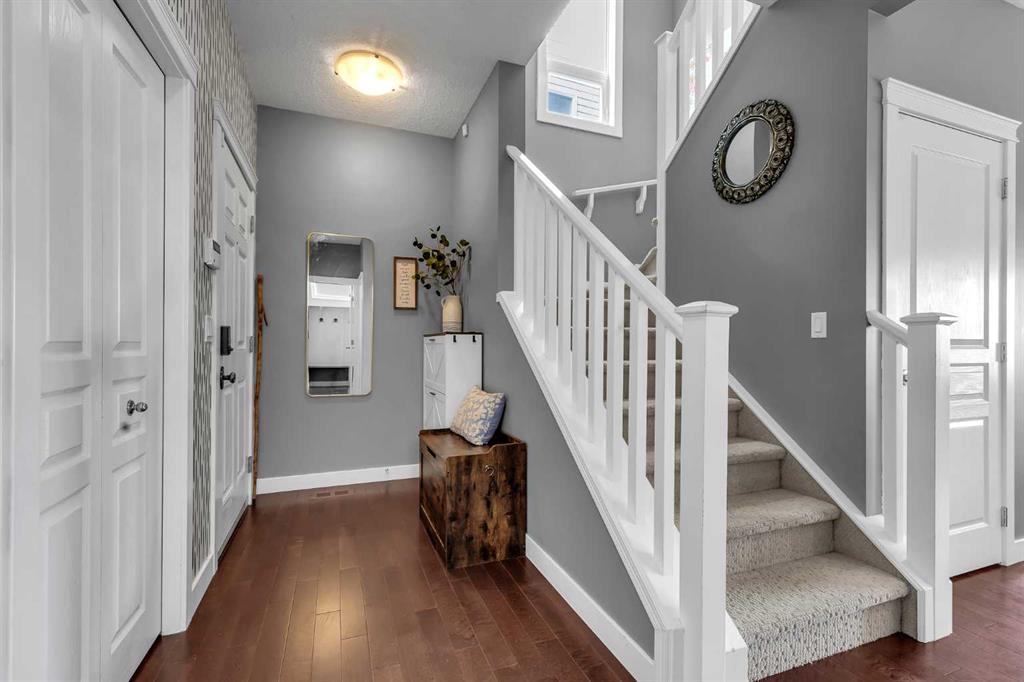 Picture for 317 Panora Way NW