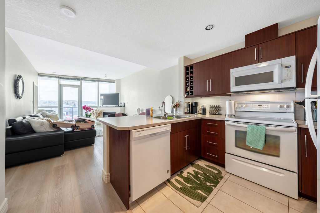 Picture for 506, 55 Spruce Place SW
