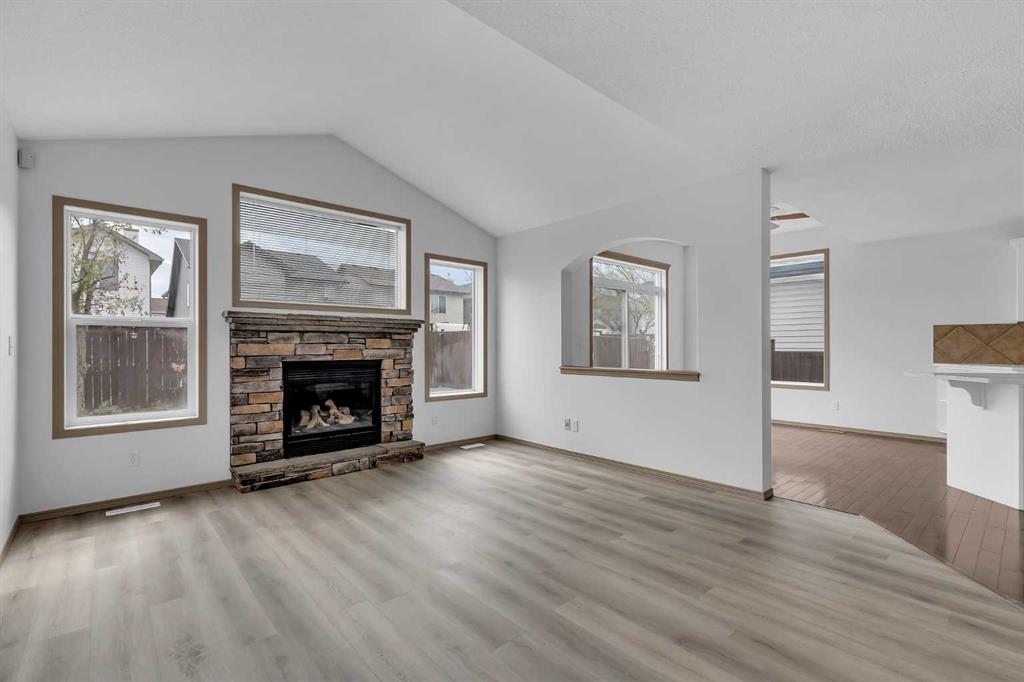 Picture for 35 New Brighton Manor SE