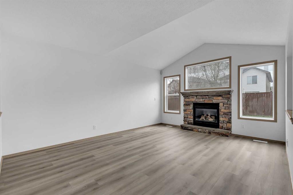 Picture for 35 New Brighton Manor SE