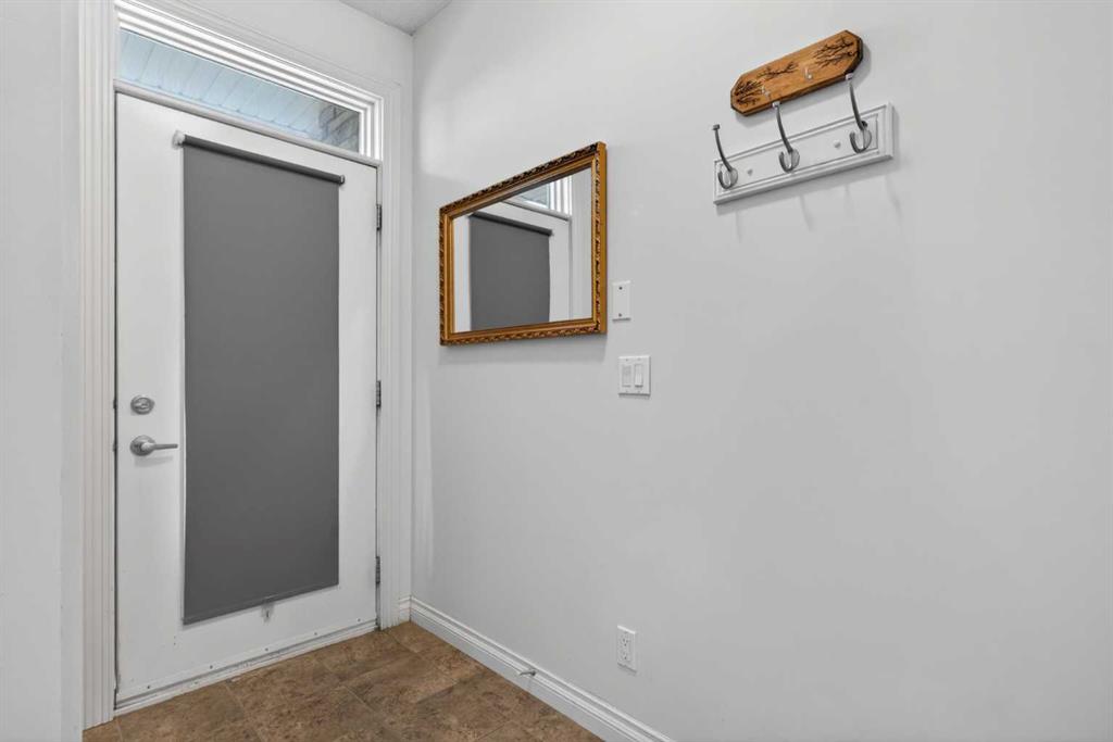 Picture for 6, 108 Rockyledge View NW