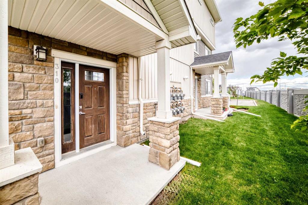 Picture for 310 Skyview Ranch Grove NE