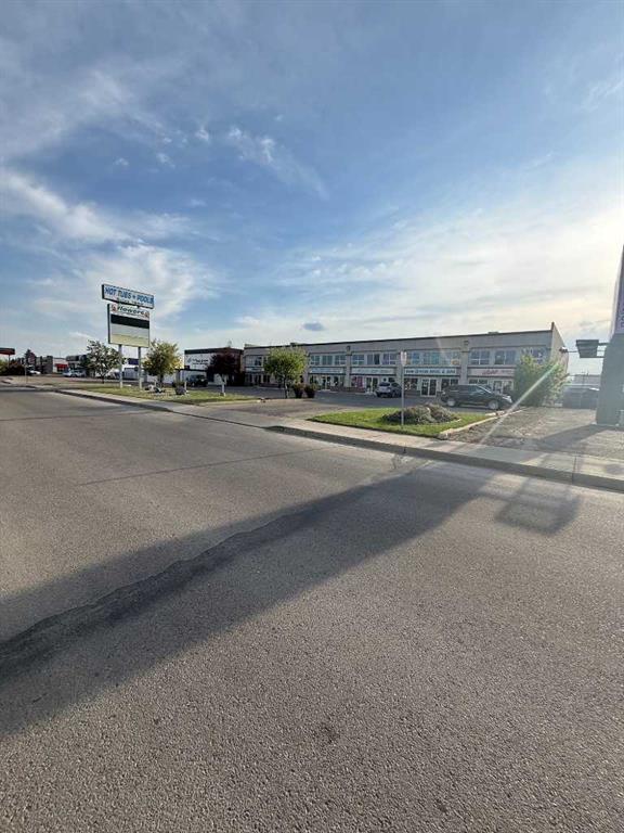 Picture for 2 &amp; 3, 6782 50 Avenue 