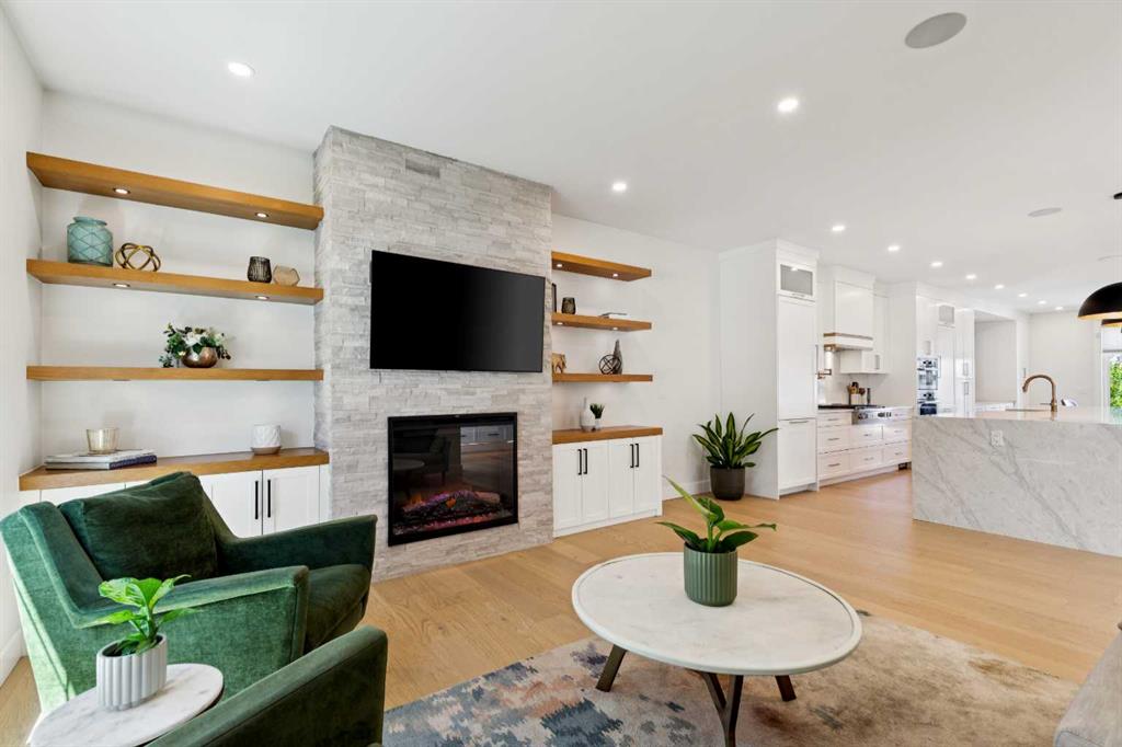 Picture for 3004 Hampton Crescent SW