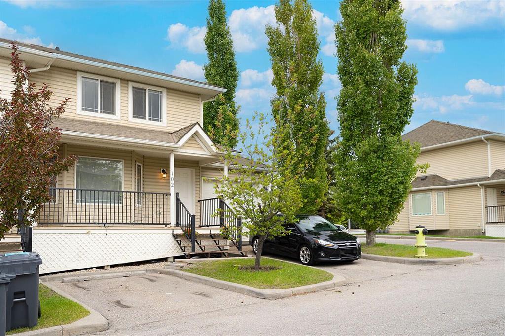 Picture for 102, 950 Arbour Lake Road NW