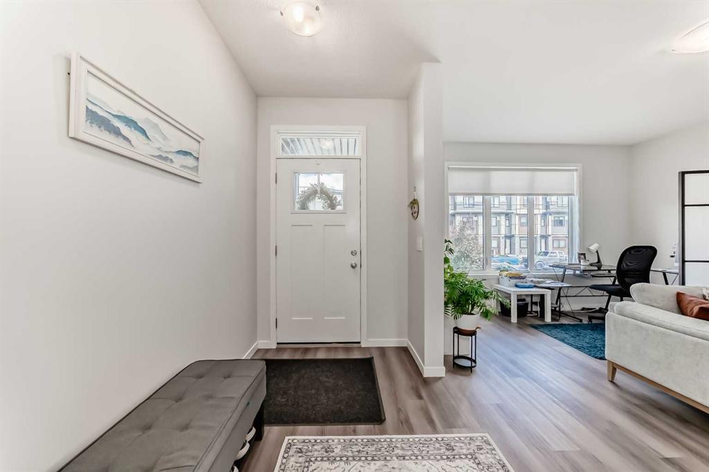 Picture for 535 Seton Circle SE