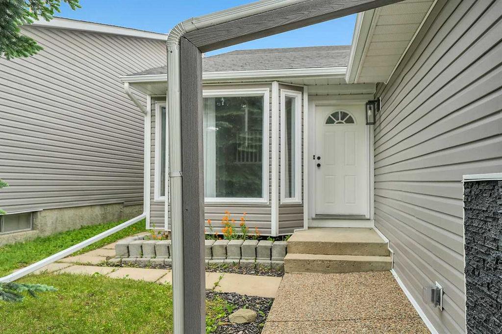 Picture for 45 Shawinigan Road SW