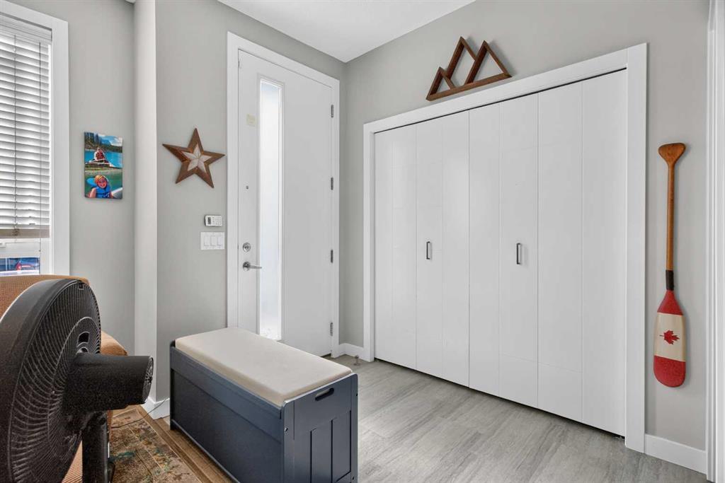 Picture for 107 Redstone Crescent NE