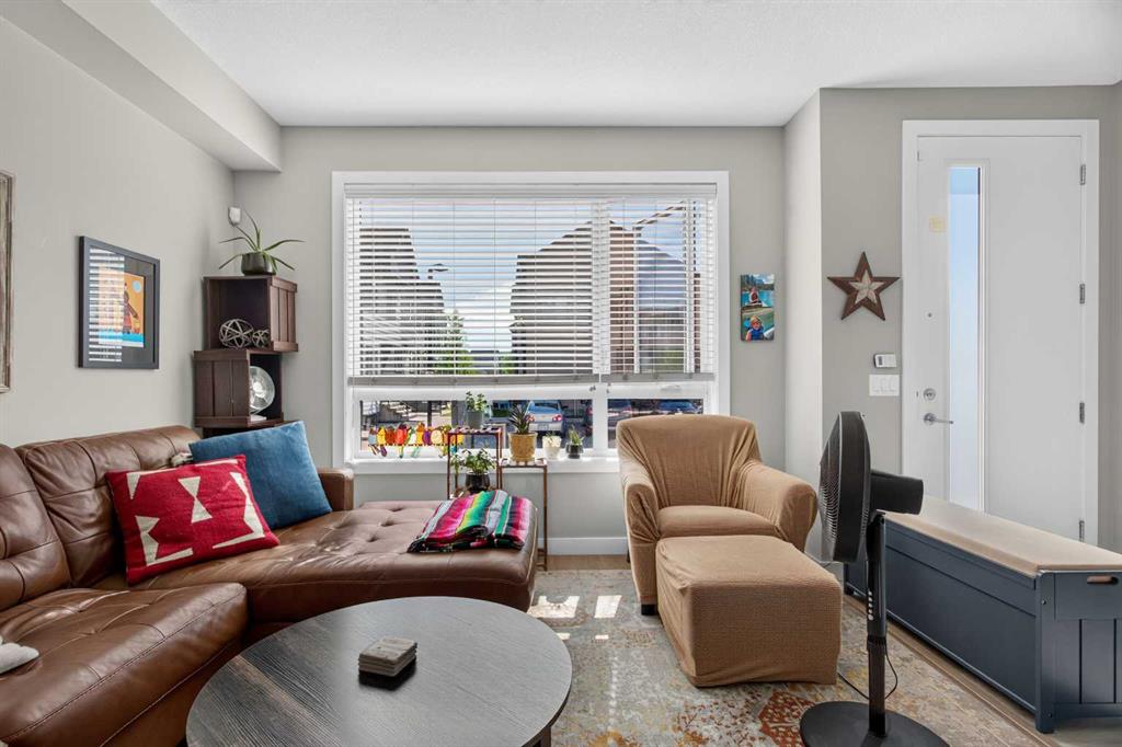 Picture for 107 Redstone Crescent NE