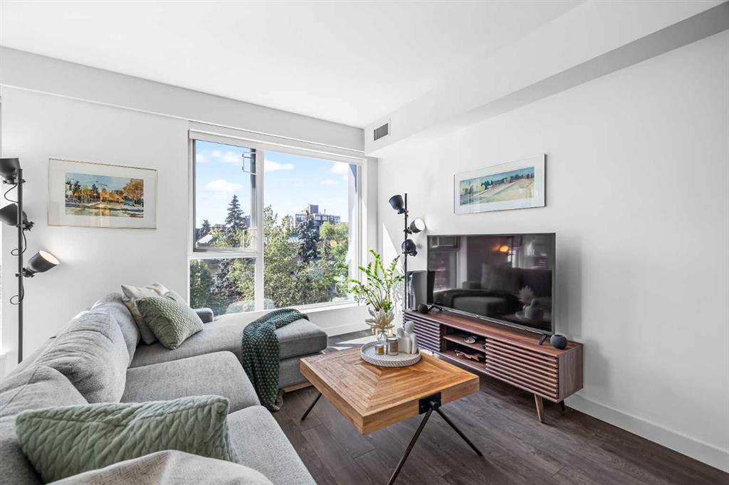 Picture for 407, 310 12 Avenue SW