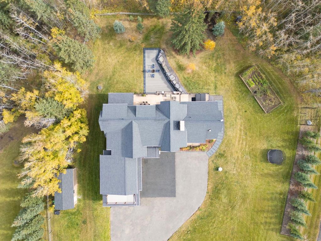 Picture for 178026 229 Street W https://www.cirrealty.ca/reb/creb/32/A2266432_45.jpg