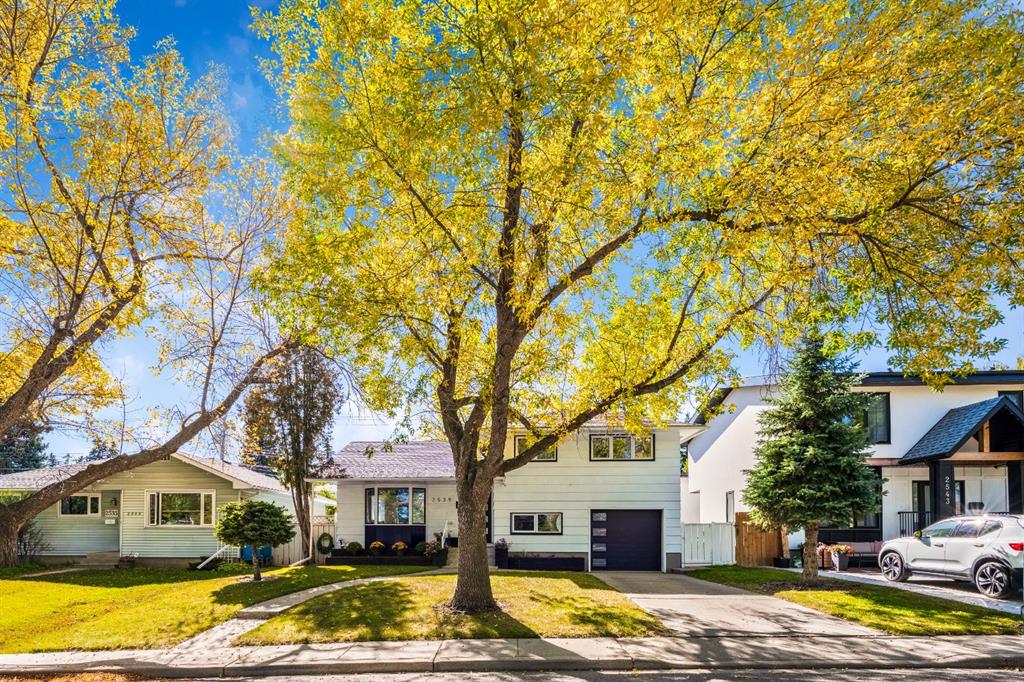 Picture for 2539 Chicoutimi Drive NW