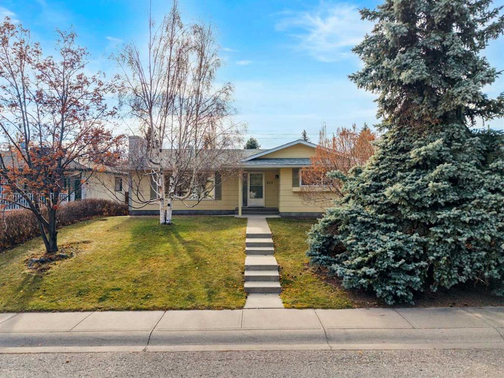 Picture for 827 Lake Emerald Place SE