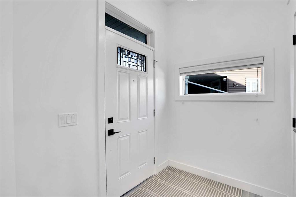 Picture for 32 Redstone Court NE