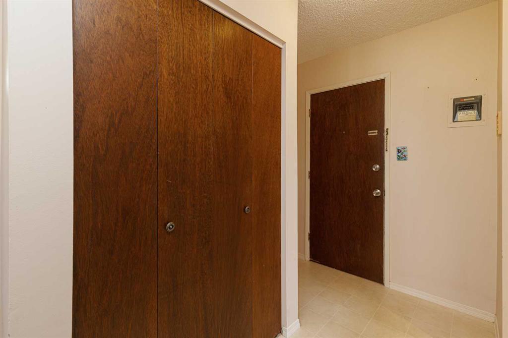 Picture for 205, 6464 Travois Crescent NW