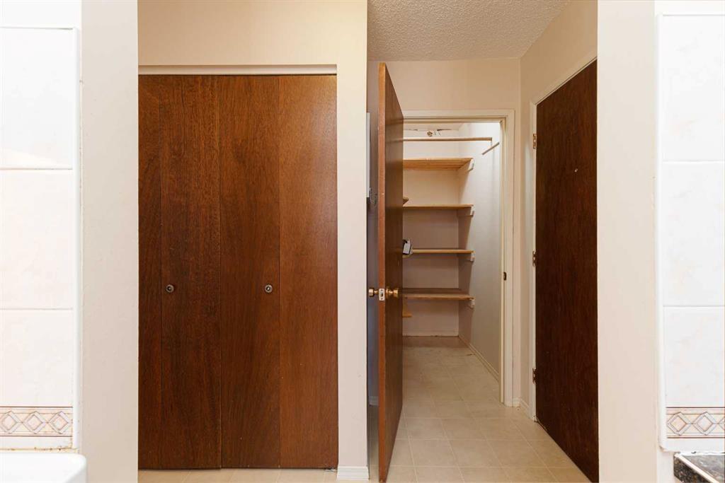 Picture for 205, 6464 Travois Crescent NW