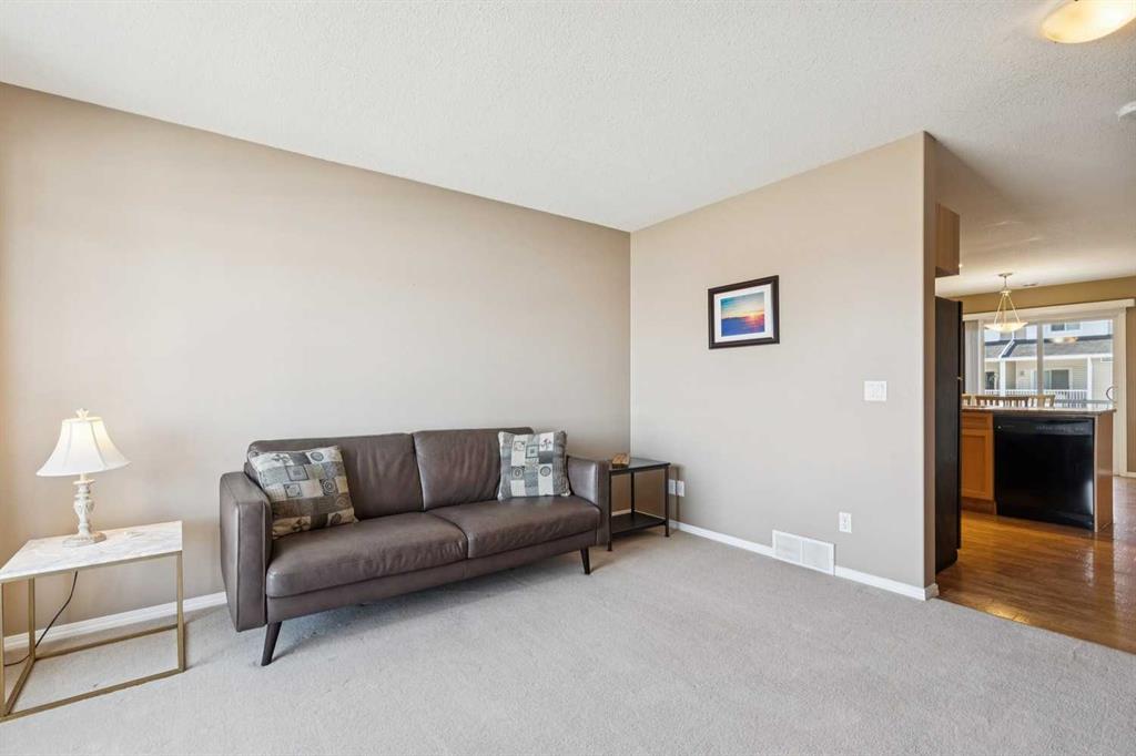 Picture for 152 Sunrise Terrace NE