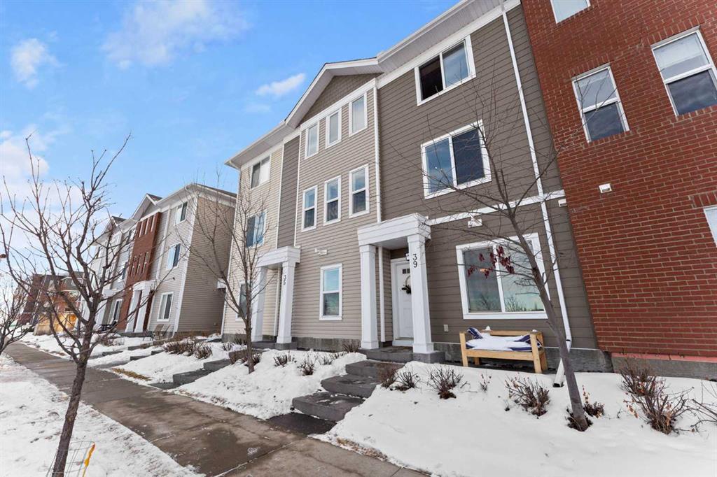 Picture for 39 Silverado Way SW