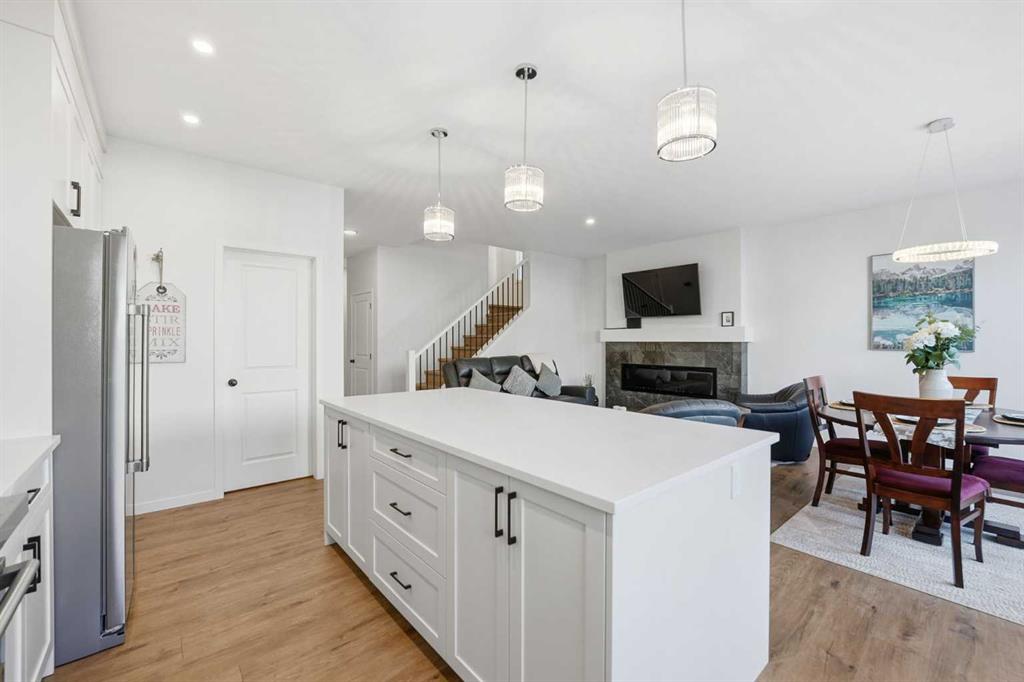 Picture for 102 Setonstone Manor SE