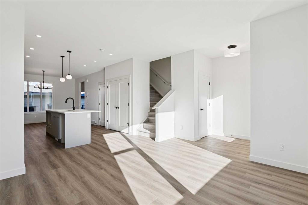 Picture for 302 Belvedere Avenue SE