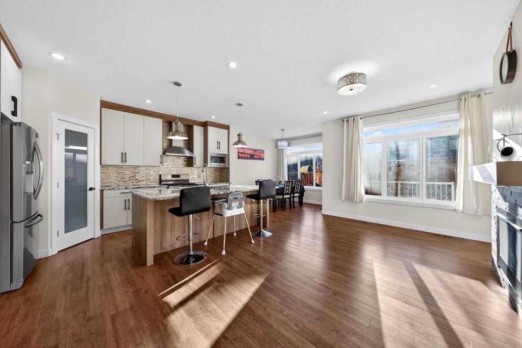 Picture for 353 Nolanhurst Crescent NW