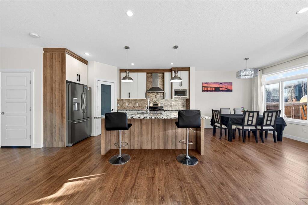 Picture for 353 Nolanhurst Crescent NW