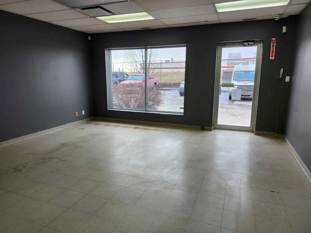 Picture for 34, 5610 46 Street SE