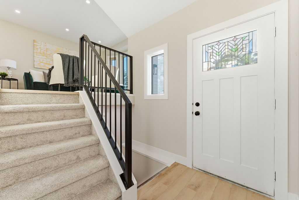 Picture for 129 Coventry Place NE