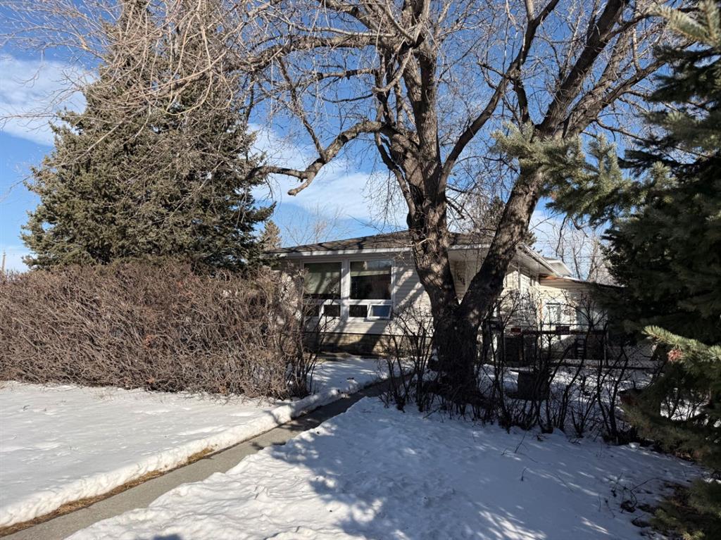 Picture for 1604 45 Street SW