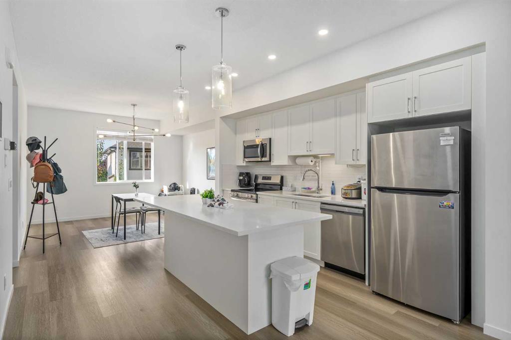 Picture for 628 Copperstone Manor SE