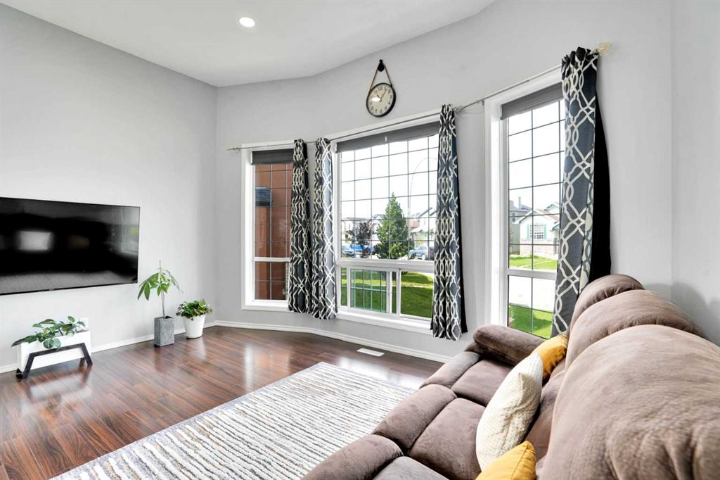 Picture for 235 Saddlemead Road NE