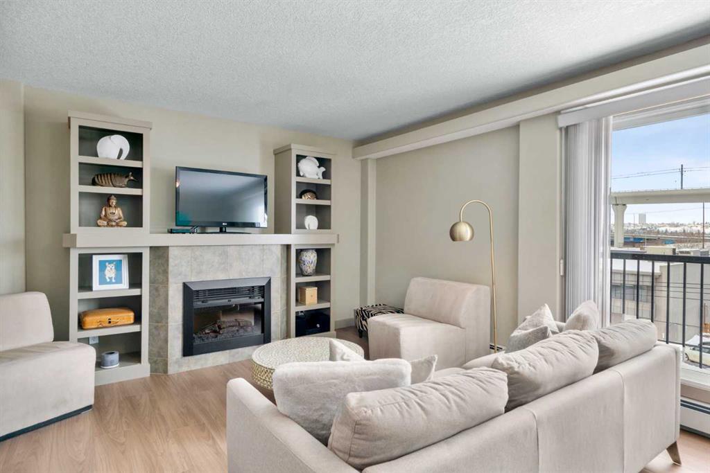 Picture for 403, 1908 11 Avenue SW