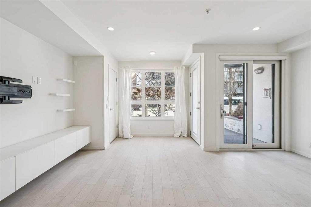 Picture for 101, 1719 9A Street SW