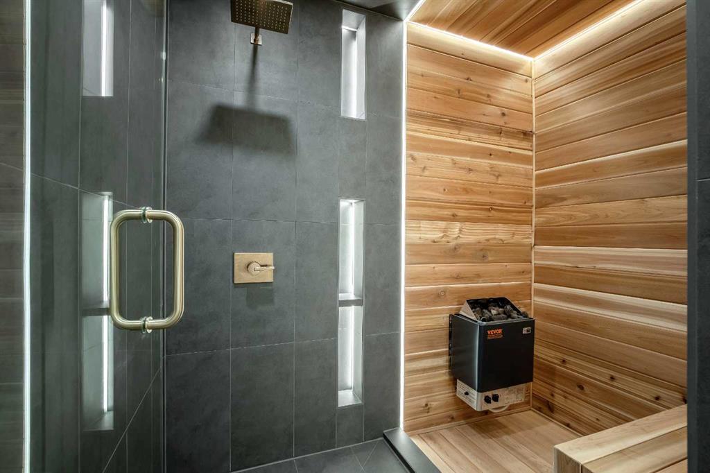 Picture for 216 Oakridge Place SW