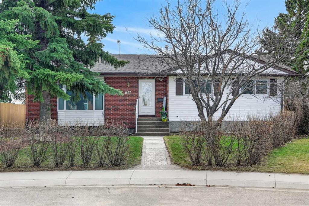Picture for 1427 McCrimmon Drive 